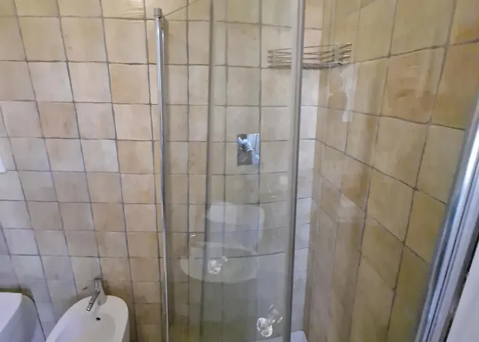 Antica Casa Menetti B E B לינה וארוחת בוקר *