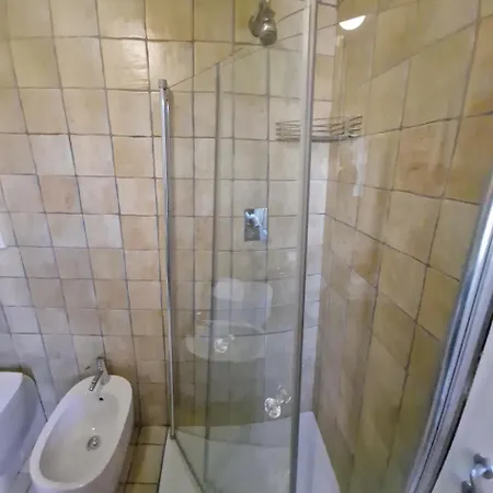 Antica Casa Menetti B E B 住宿加早餐酒店 *